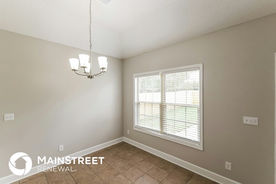 Building Photo - 13923 Highland Pointe Dr