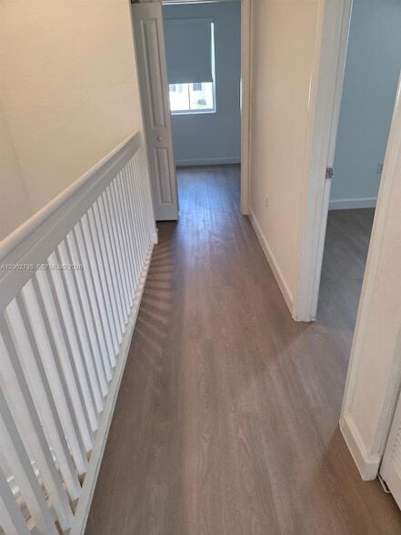 Building Photo - 1844 SE 27th Rd