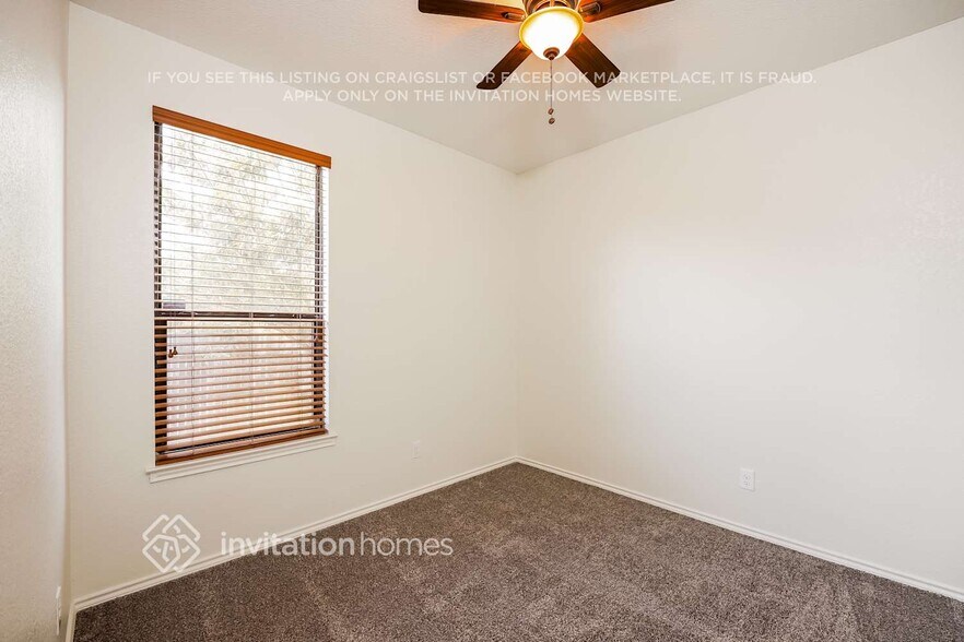Building Photo - 1210 Sunset Farm