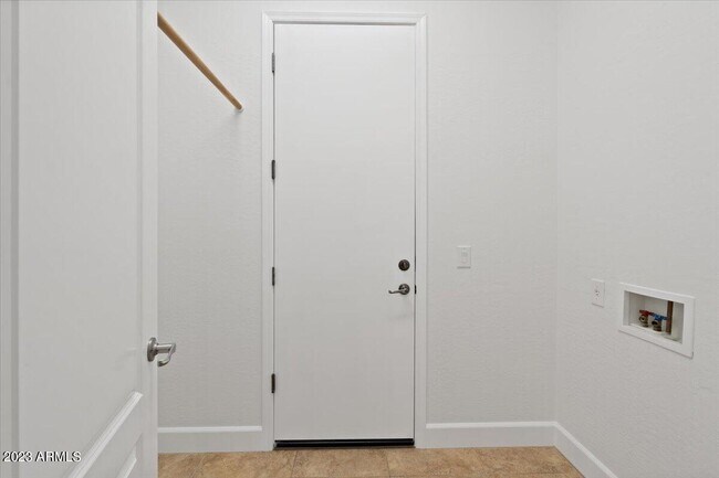 Building Photo - 2413 W Sienna Bouquet Pl