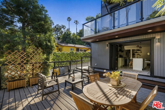 Building Photo - 1057 N Ave 49