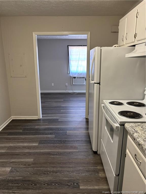 Building Photo - 6443 Applecross Ave