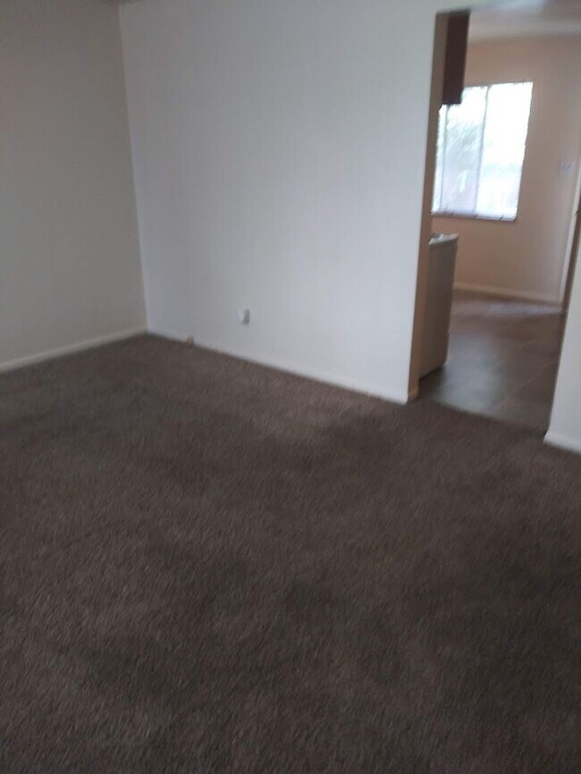 Building Photo - Lakewood Co. Ready for Move-In!