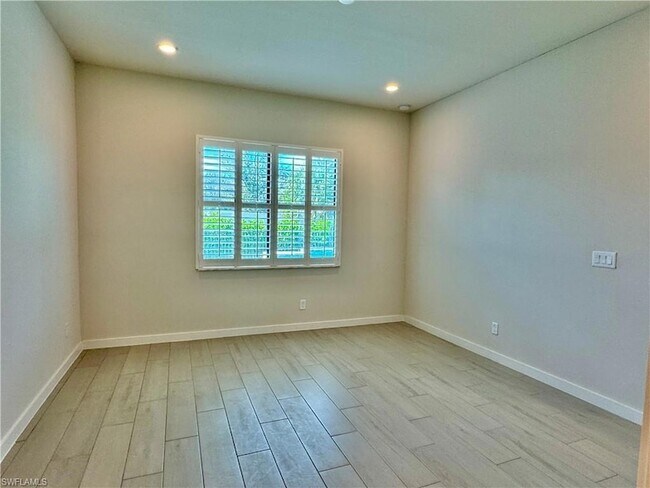 Building Photo - 14716 Kingfisher Lp