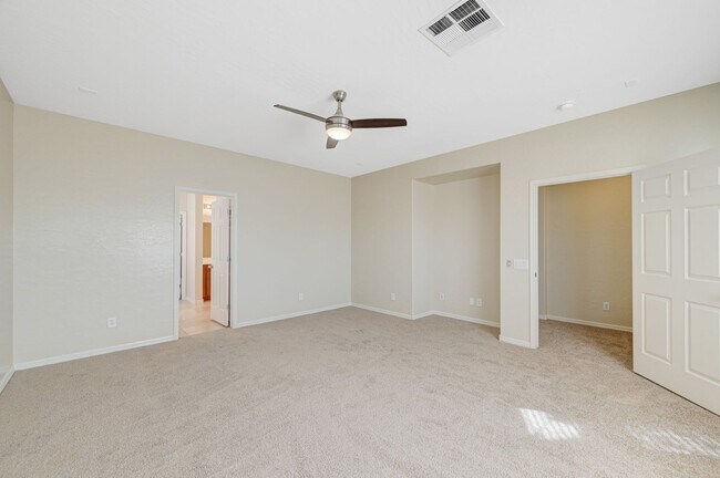 Building Photo - 4 Bedroom Home in Silverstone Ranch / No Rear Neighbors!