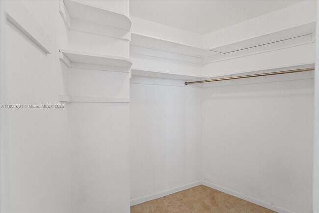 Building Photo - 4925 Collins Ave