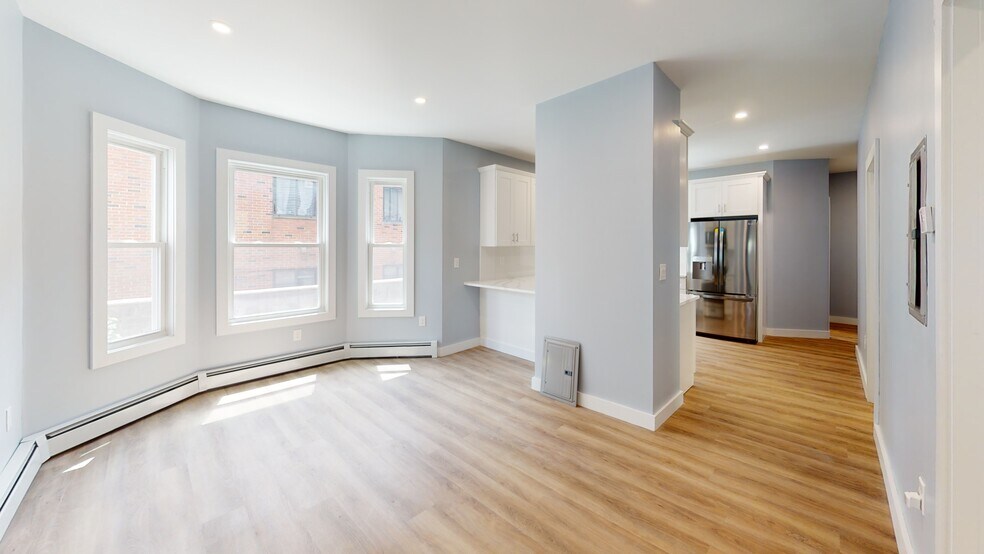 Building Photo - 40 Mansfield St