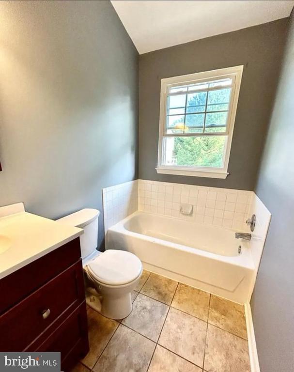 Building Photo - 8807 Briarcliff Ln