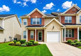 Building Photo - 2552 Avery Park Cir