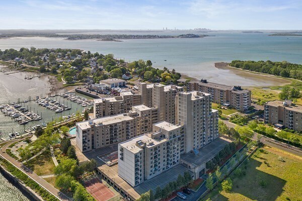 Building Photo - 73 Broad Reach