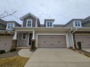 Building Photo - 9 Red Lion Rd