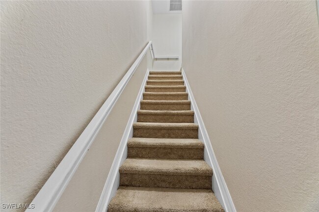 Building Photo - 9450 Ivy Brook Run
