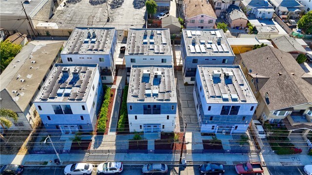 Building Photo - 1427 S New Hampshire Ave