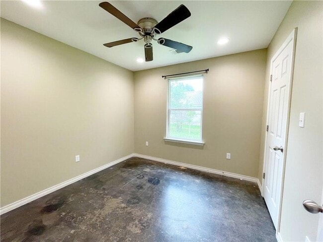 Building Photo - 72194 Formosa Dr