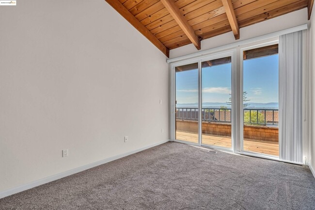 Building Photo - 57 Sereno Cir