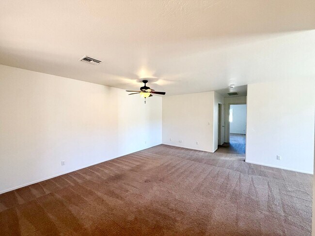 Building Photo - 4461 N Moccasin Cir