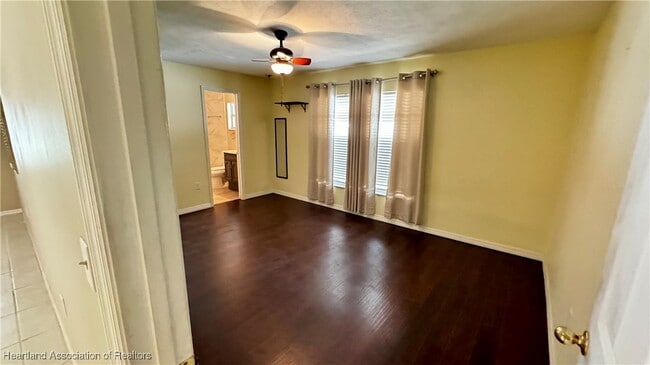 Building Photo - 205 Dove Ave