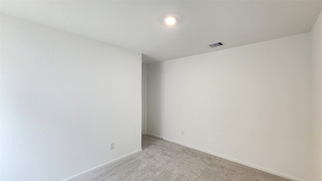 Building Photo - 16815 Old Wagon Wy