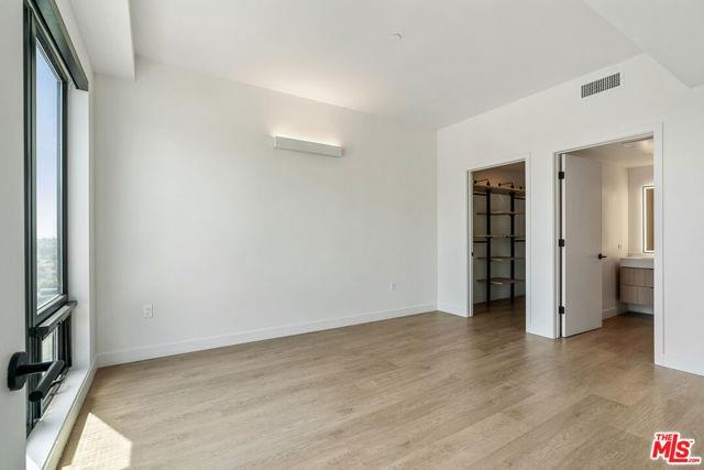 Building Photo - 10700 Tabor St