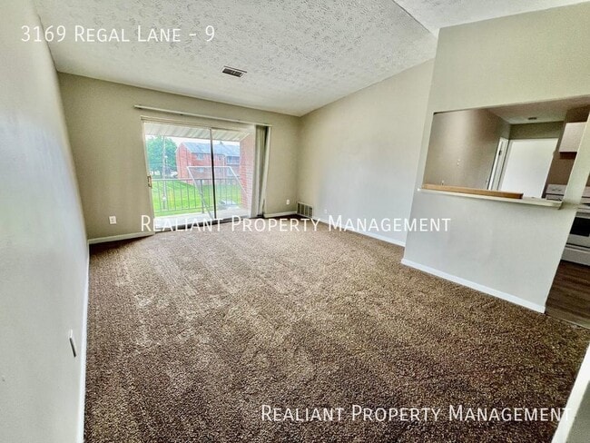 Building Photo - 3169 Regal Ln