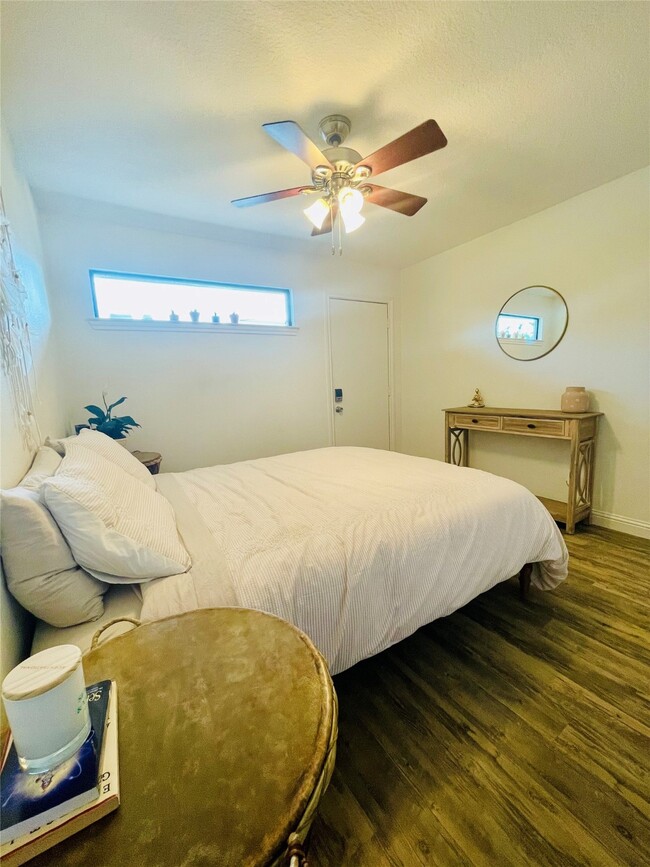 Building Photo - 4723 Aftonshire Dr