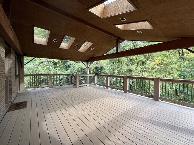 Building Photo - Charming Portland Home with Garden Oasis, ...