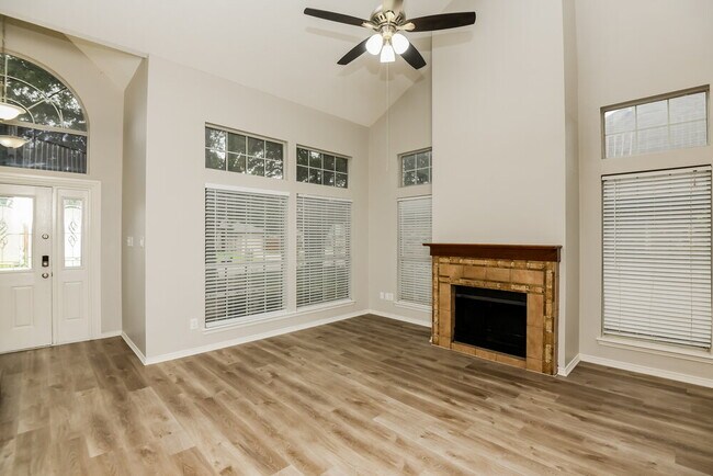 Building Photo - 4605 Birchbend Ln