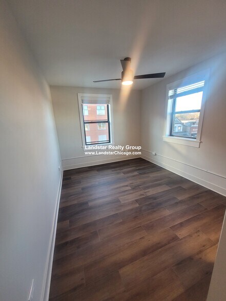 Building Photo - 1241 Chicago Ave