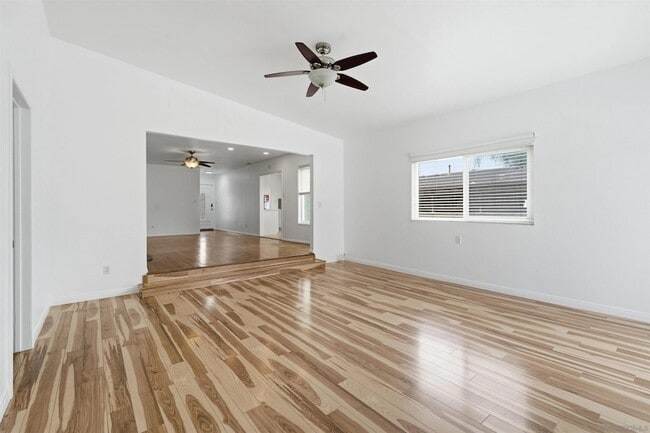 Building Photo - 6122 Nagel St