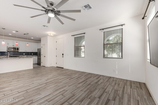 Building Photo - 1712 S 82nd Pl