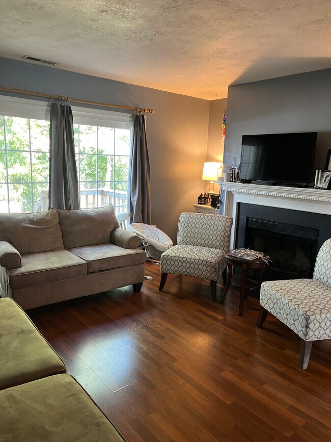 Building Photo - 2514 Thicket Greene