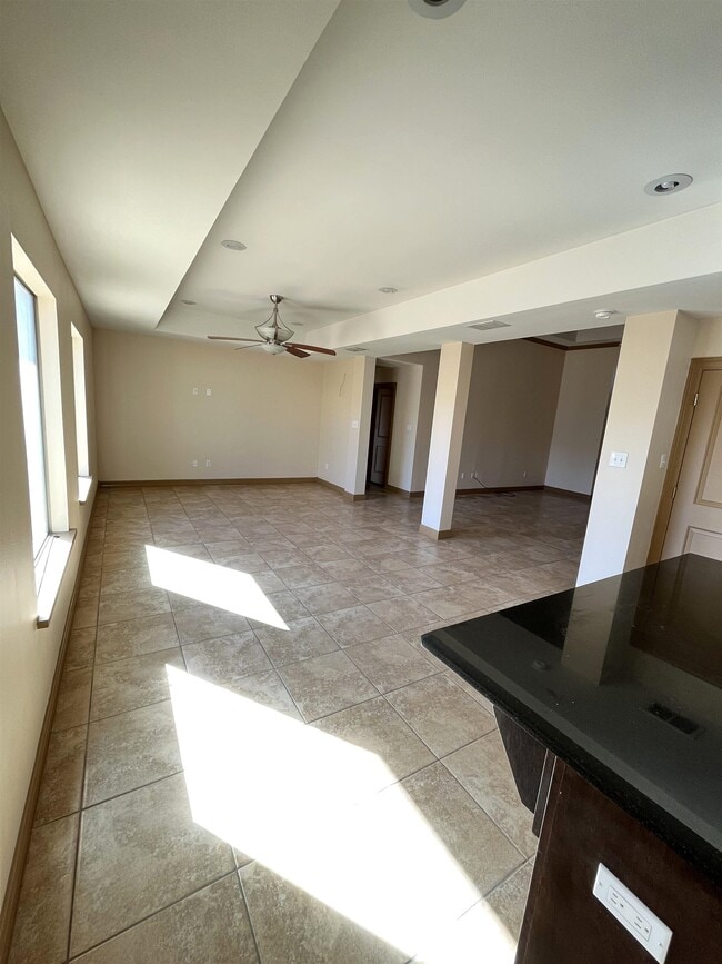 Building Photo - 3909 Ivana Ct