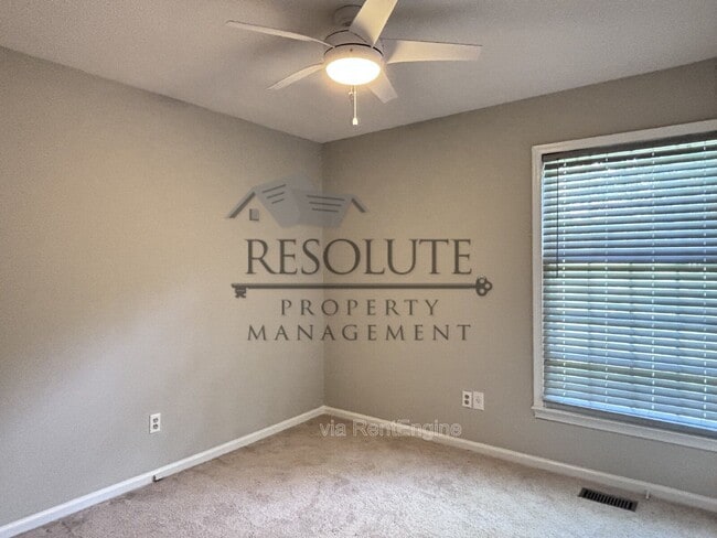 Building Photo - 5920 Crepe Myrtle Ct