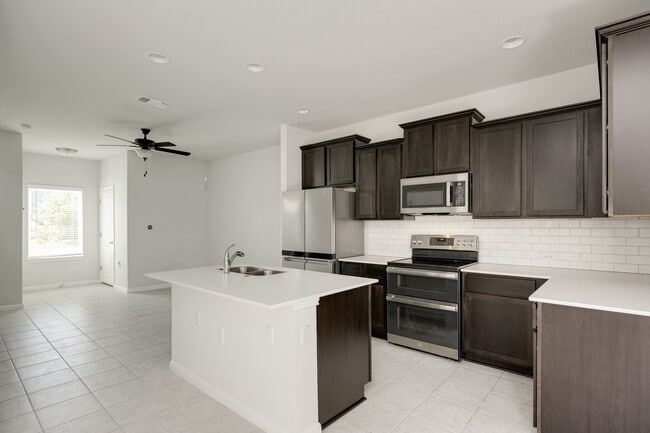Building Photo - 9706 Whisper Willow Blvd