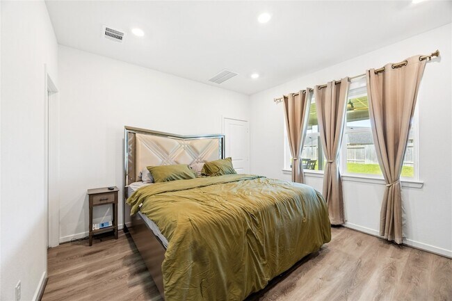 Building Photo - 7207 Cedar Hbr Ct