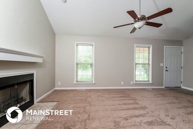 Building Photo - 9901 Lancewood Rd