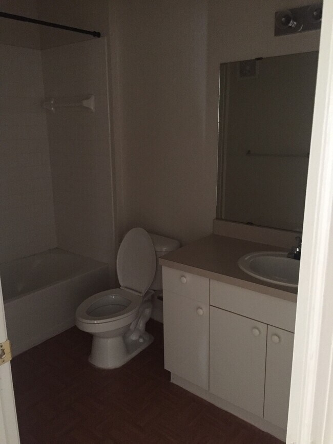 Building Photo - 3621CR#722(100)