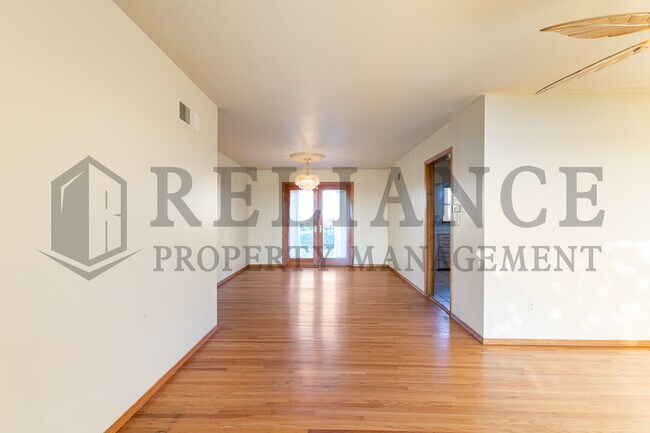Building Photo - 4525 N 247th St W