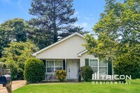 Building Photo - 5665 Chrys St