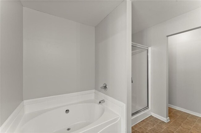 Building Photo - 1867 Ellison Lakes Ct