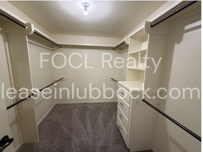 Building Photo - 3/2/2 - Garden Home