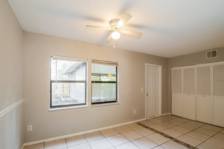 Building Photo - 9359 Genna Trace Trail