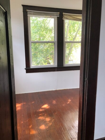 This can be a closet or bonus room - 1810 Paul Morphy St