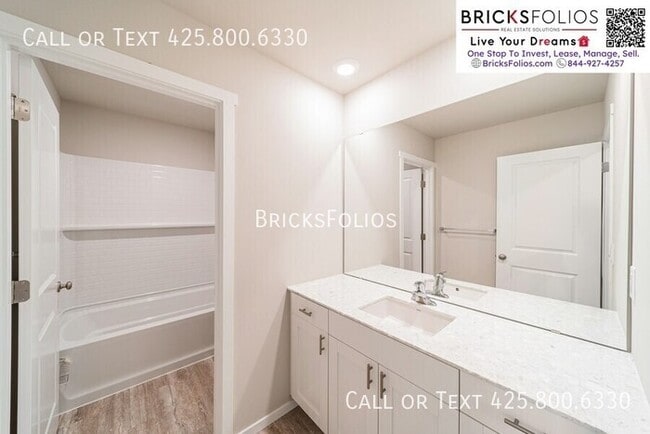 Building Photo - Corner lot For Rent in Port Orchard! Close to Military bases!