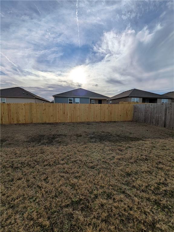 Building Photo - 8110 Dogwood Dr