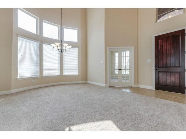 Building Photo - 829 Mist Flower Dr