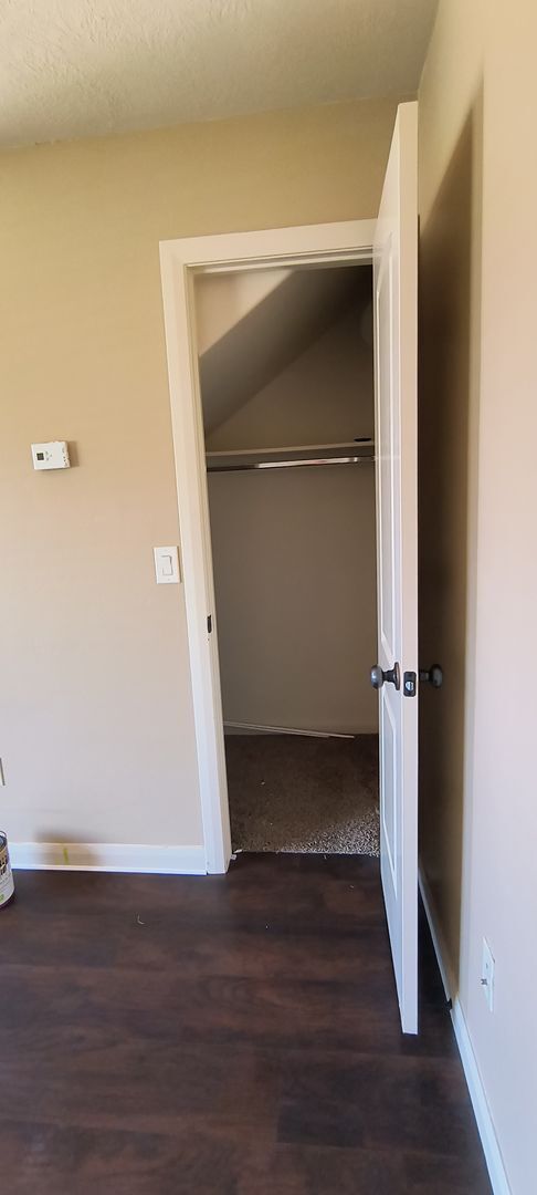 Building Photo - 3 bedroom 2.5 bath in Cedar Park right by IHC hospital.