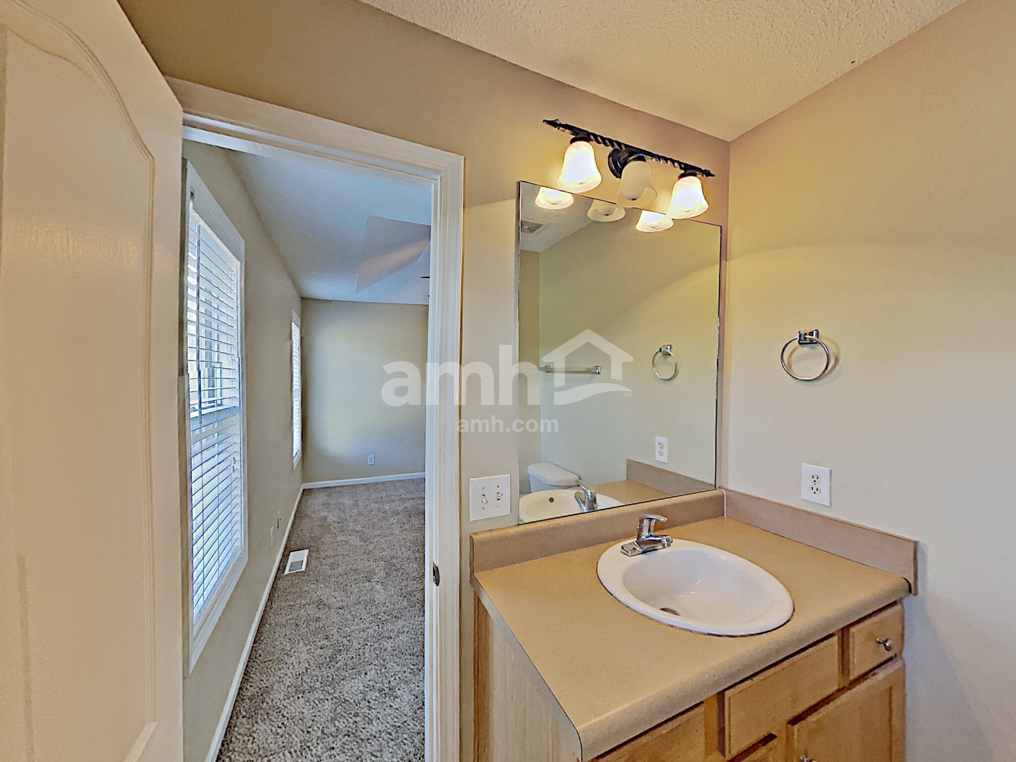 Building Photo - 387 Moreland Cir