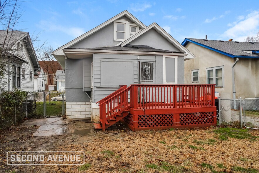 Building Photo - 225 S 39th St