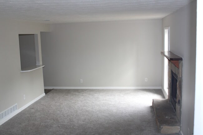 Building Photo - 1386 Williamsburg Ln